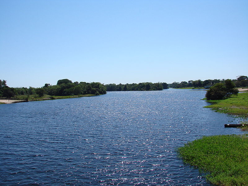 Река Гуапоре в муниципалитете Понтис-и-Ласерда