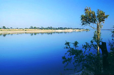 Река Замбези в Северной Западной Замбии