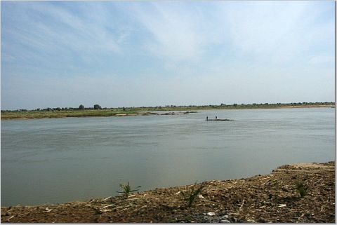 Вид на реку Шари