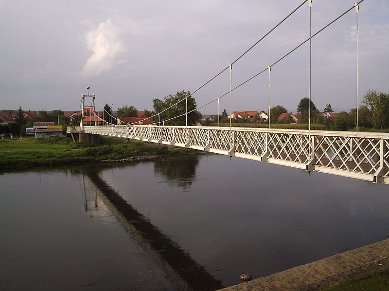 Мост через реку Ибар в городе Матарушка-Баня