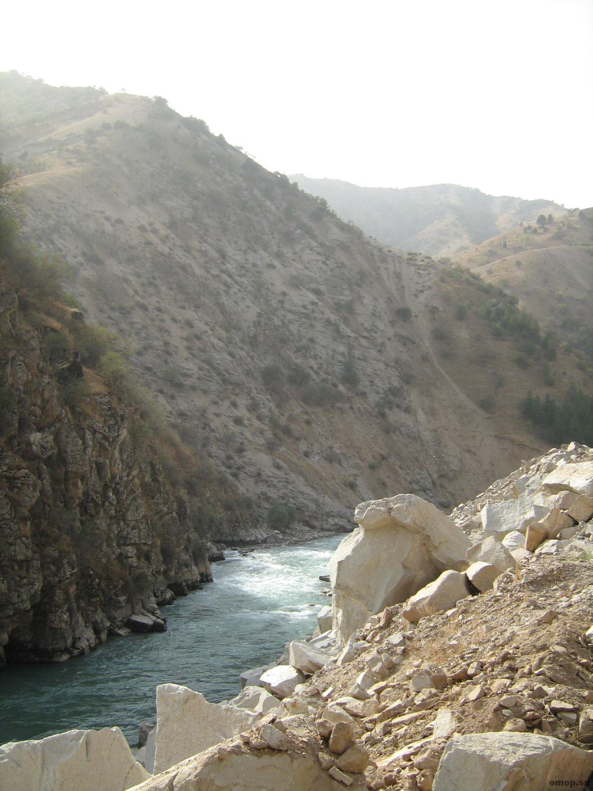 Вид на реку Душанбе-Дарья